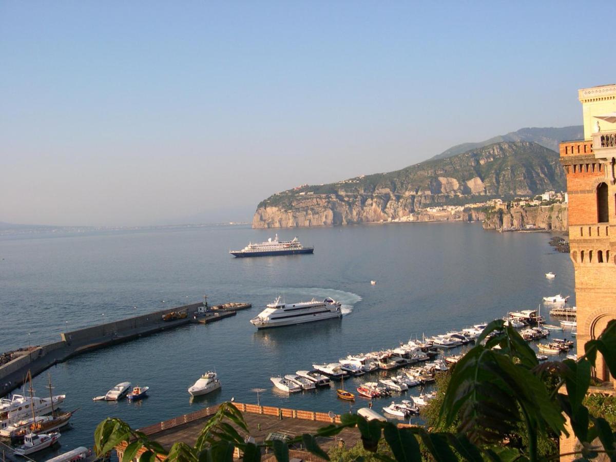 Terra E Mare Leilighet Sorrento Eksteriør bilde
